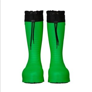 FUBUKI Niseko 3.0 Boots size 41 Kelly Green